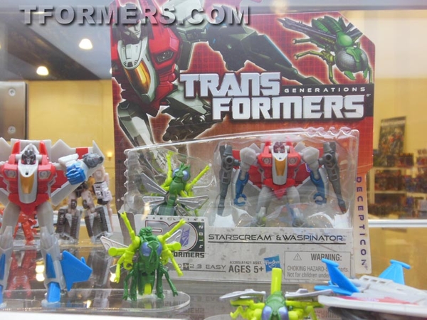 Transformers=botcon 2013 Generatations Prime Paltinum  (110 of 424)